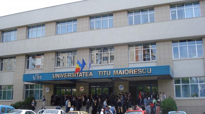reprezentnatii universitatii titu maiorescun acuza universitatea carol davila ca aduce calomnii grave invatamantului privat acreditat