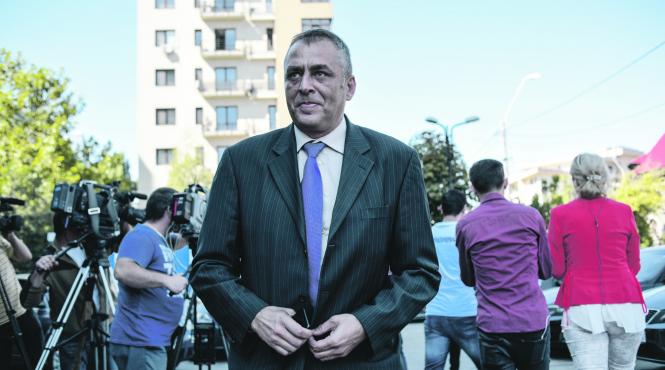 tulus a dat o si el in judecata pe kovesi cere anularea ordinului de revocare