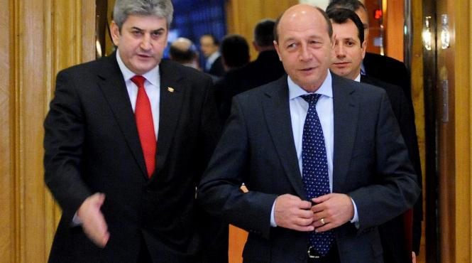 traian basescu propune desfiintarea prin lege a academiei lui gabriel oprea