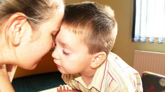 300 de copii cu autism vor beneficia de platforma www eduaba ro