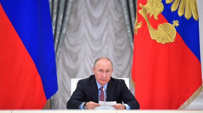 kremlin putin nu a fost influentat de michael flynn fost consilier al lui trump in amanarea raspunsului la sanctiunile sua