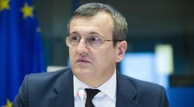 manipulare cu legile justitiei