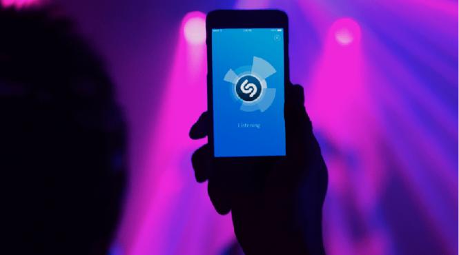 apple vrea sa ar putea plati 400 de milioane de dolari pentru achizitionarea aplicatiei shazam