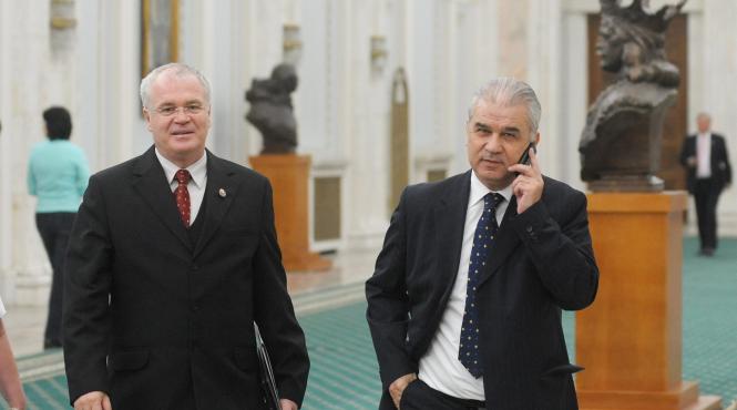 nicolicea si turcescu au vrut sa si examineze bilele