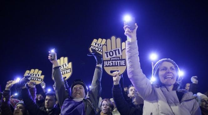 proteste antiguvernamentale astazi seara in capitala si in tara