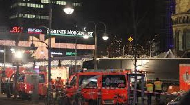 merkel se intalneste cu victimele atacului terorist de la targul de craciun din 2016