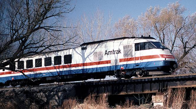 trenul amtrak care a deraiat in seattle circula cu aproape de trei ori viteza maxima legala