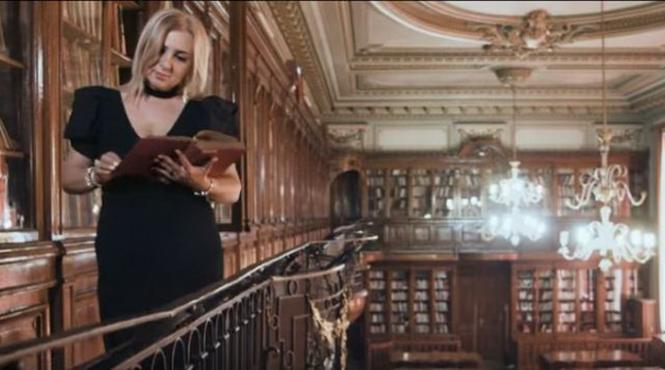 biblioteca umf scena pentru manelisti