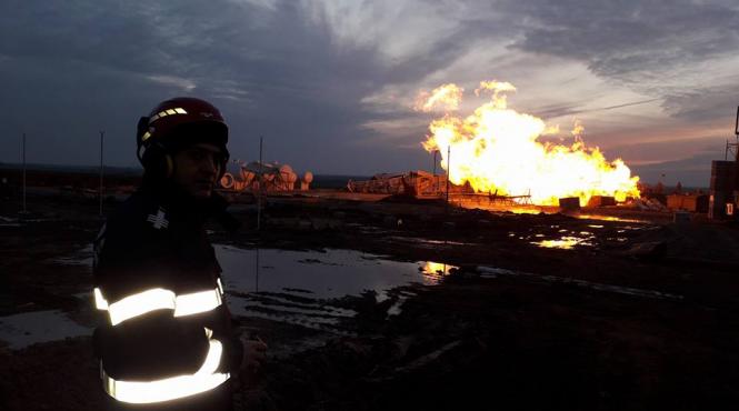 specialistii au ajuns la sonda de gaz care arde de peste 60 de ore