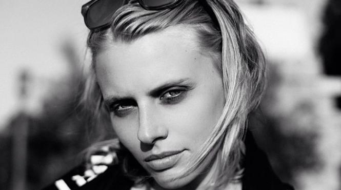 povestea dramatica a unei tinere care si a pierdut un picior din cauza unui tampon