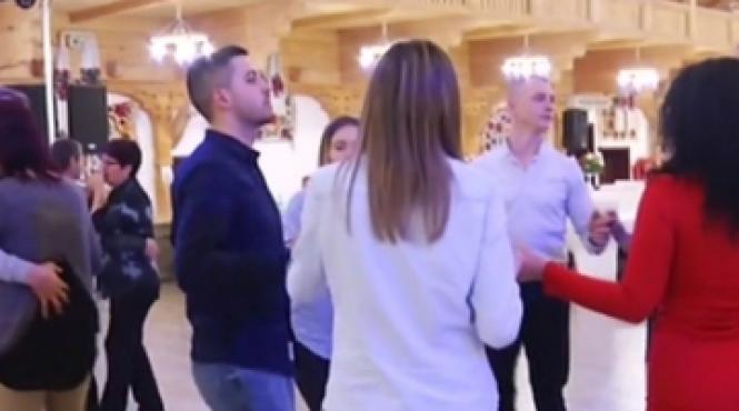 in zona maramuresului inca se petrece de revelion