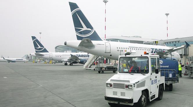 domnia incompetentei tarom zboara in picaj sub dictatura pilelor