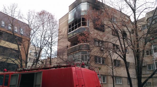 incendiu in capitala intr un bloc din dorobanti