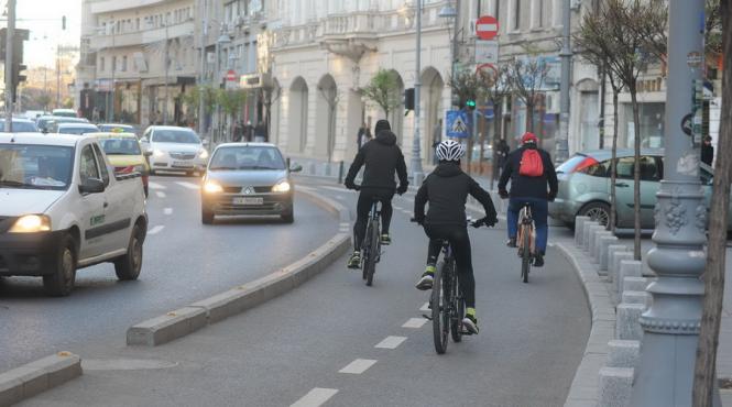 biciclisti in bucuresti 2 inca 25 000 de vouchere