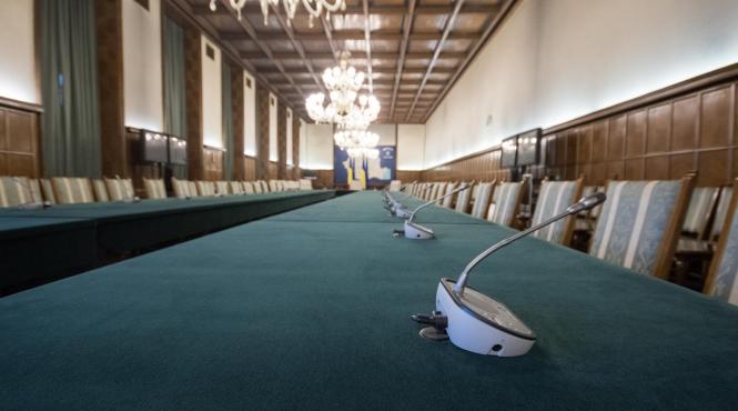 ministrii apropiati fostului premier eliminati din viitorul guvern