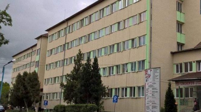 descoperire incredibila la spitalul huedin o femeie decedata a fost invelita cu pampersi de angajatii de la morga