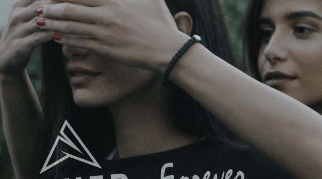 asher revine cu o noua piesa si videoclip forever