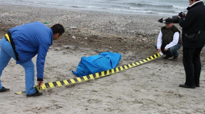 descoperire macabra la constanta cadavrul unei femei a fost recuperat din apa marii in zona plajei modern