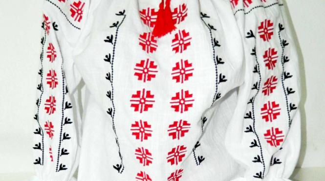 ateliere dedicate motivelor iei romanesti la carnavalul international al copiilor de la venetia