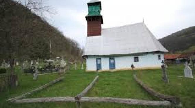 de ce nu a putut un barbat sa si inmormanteze tatal in cimitirul satului