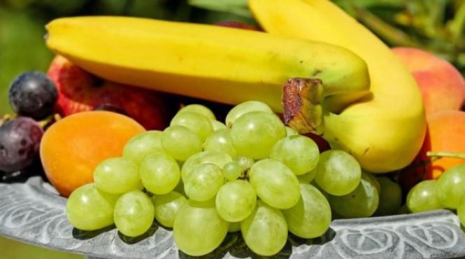 cum scapam de pesticidele prezente la fructele din import