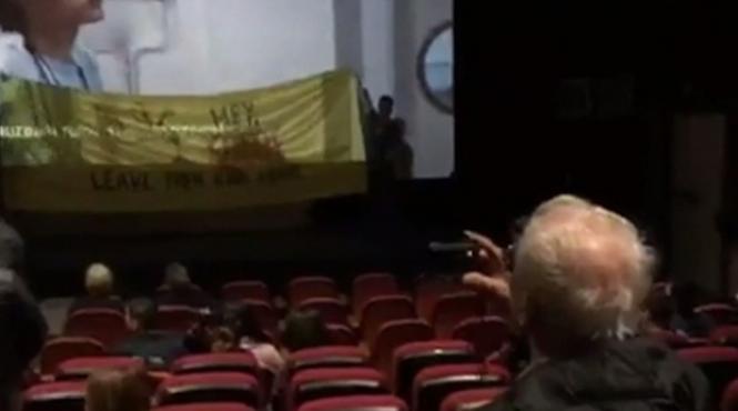 un nou scandal la muzeul taranului roman film romanesc boicotat de extremisti