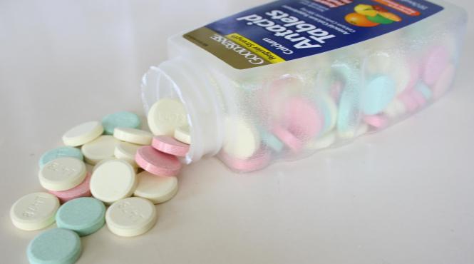 7 lucruri care se pot intampla daca iei antiacide prea des