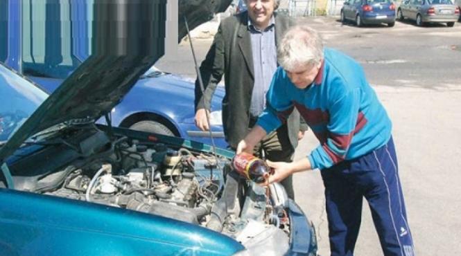 incredibil masina care merge cu apa inventata de un roman