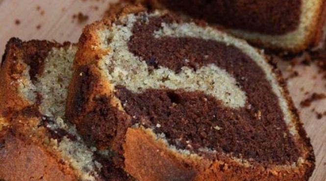 reteta zilei chec cu cacao si alune