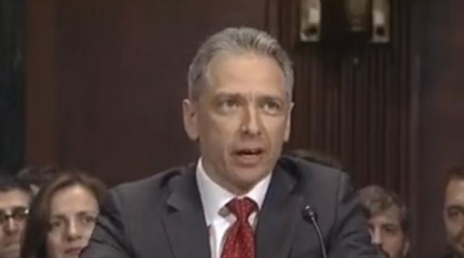 un roman a intrat in administratia trump ce institutie va conduce