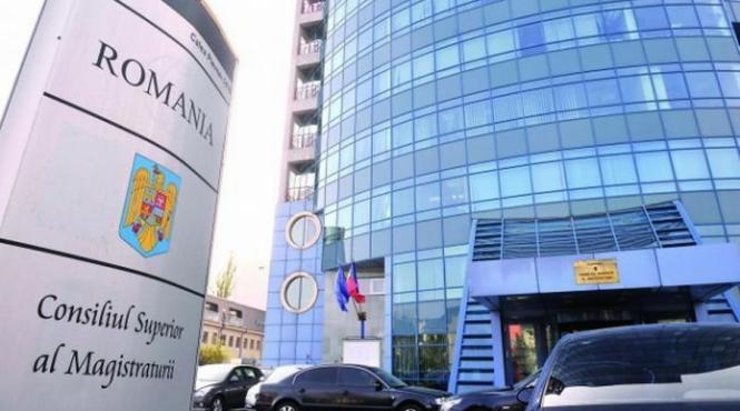 ccr dispozitii din modificarile aduse legii 317 2004 privind organizarea csm neconstitutionale