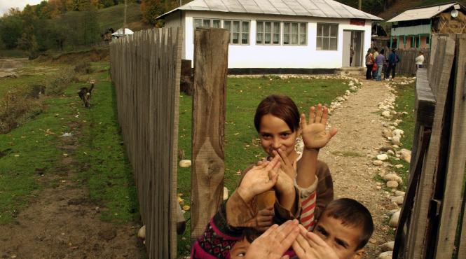 la loteria pndl castigatorii sunt alesi dupa culoarea carnetului de partid