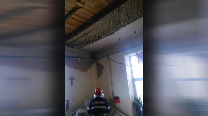 un tavan din caminul de batrani din sighetu marmatiei s a prabusit peste oameni