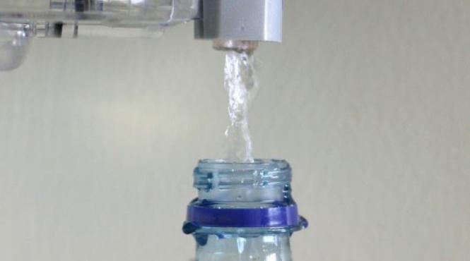 refolosirea unei sticle de apa nu este deloc o idee buna