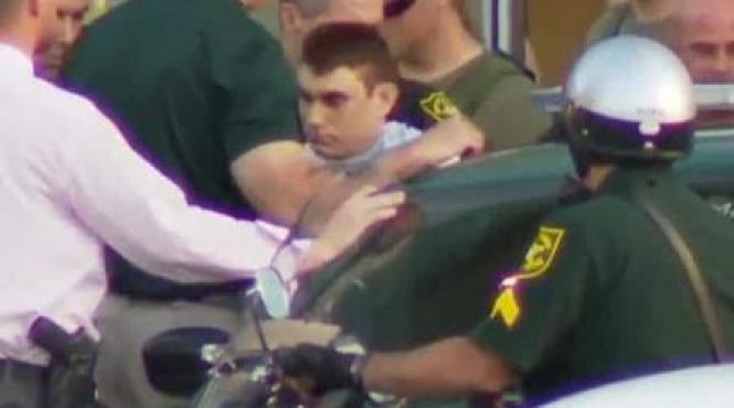 elevii din florida cer o legislatie noua privind controlul armelor