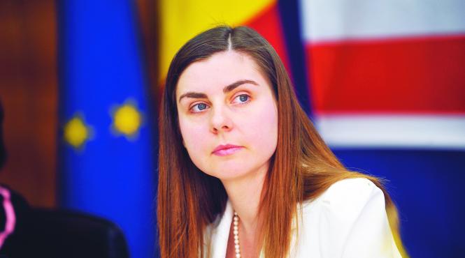 ioana petrescu societatea nu se mai simte reprezentata de clasa politica