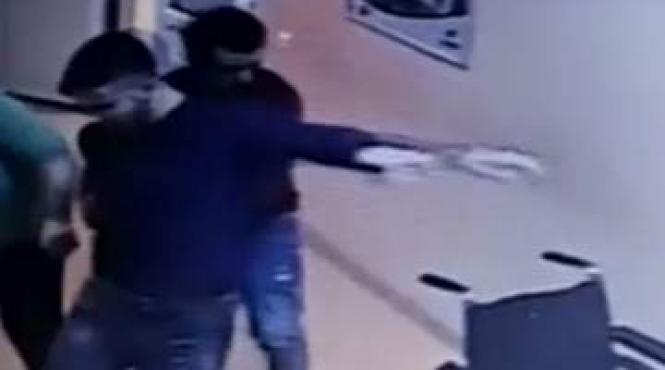 situatie incredibila la spitalul de urgenta din mioveni un medic a fost batut de un tanar beat