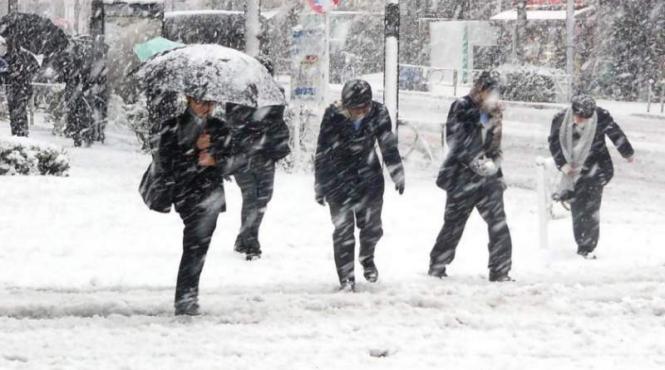 alerta de la anm meteorologii anunta temperaturi de minus 21 de grade resimtite astazi in bucuresti
