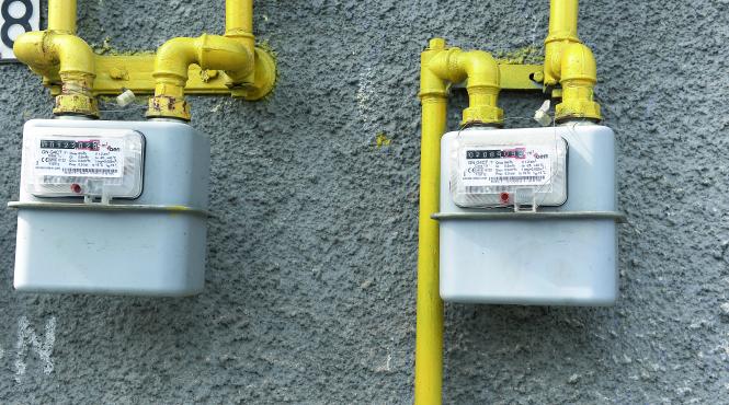 jaf si haos in piata de energie pe banii romanilor