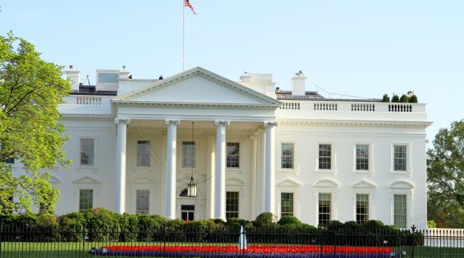 netanyahu lasa ancheta de acasa pentru vizita in sua trump primeste penali la casa alba