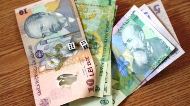 mai multi elevi au fost amendati dupa ce au fost prinsi in timp ce jucau barbut la ore intr un liceu din targoviste