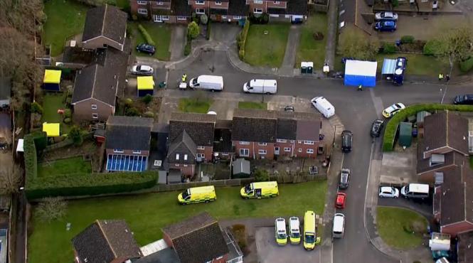 armata britanica se implica in anchetarea otravirii fostului spion 21 de oameni spitalizati