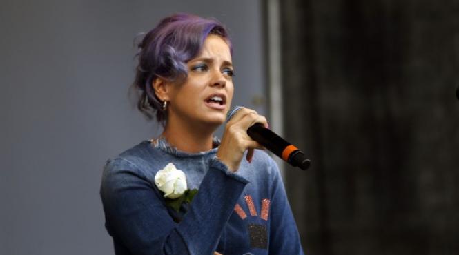 lily allen anunta cel de al patrulea album si lanseaza doua single uri
