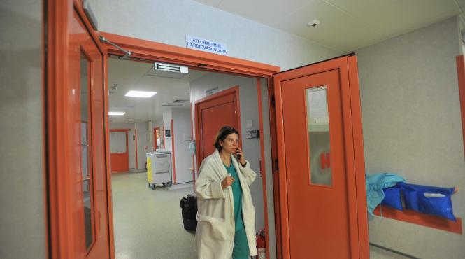 comisia europeana a pus ochii pe functionarimea romana