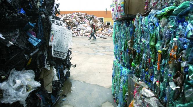 oug care ingroapa industria deseurilor