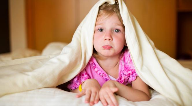 unul din 10 copii romani are probleme cu somnul