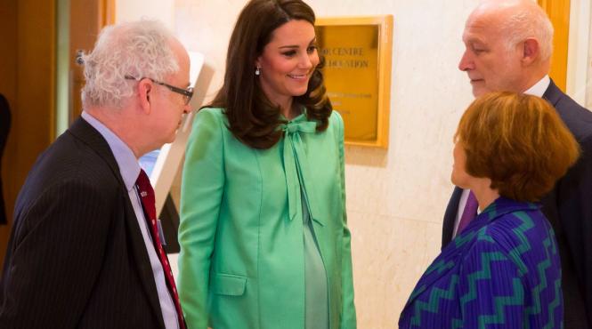 kate middleton se retrage din viata publica pentru a se pregati de nasterea celui de al treilea copil