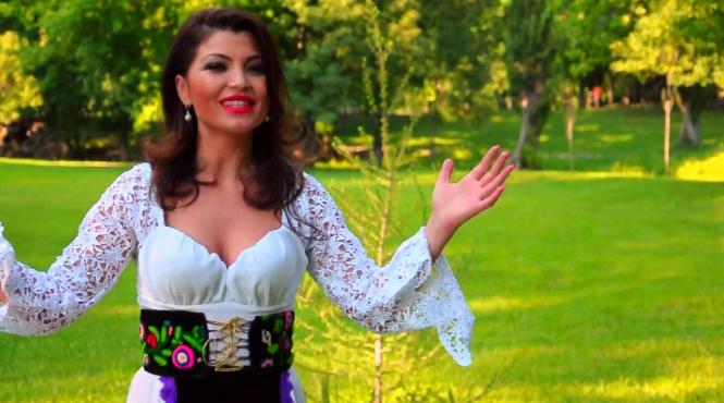 o cunoscuta cantareata de muzica populara mi am cunoscut sotul intr o benzinarie