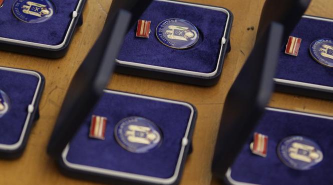 sublocotenent post mortem declarat politistul anului 2017