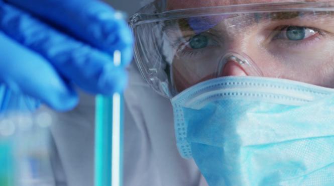 analize vitale pentru pacienti facute cu specialisti in petrol